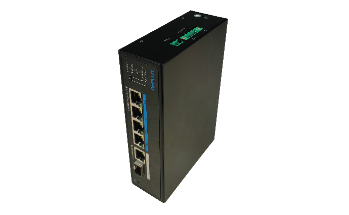 Industrial 4-Port Gigabit PoE++ 1-Port Gigabit RJ45 1-Port Gigabit SFP  Unmanage